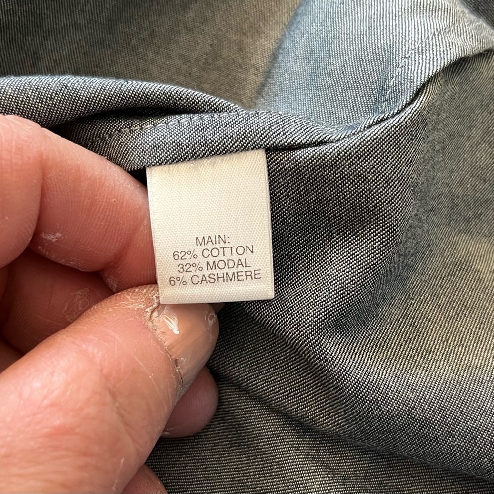 St. John denim button down shirt size 2. E#262 - Picture 6 of 7